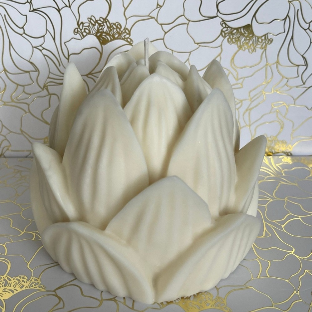 Cream Lotus Flower Candle